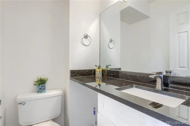 1435 Norfolk Street Aurora, CO 80011