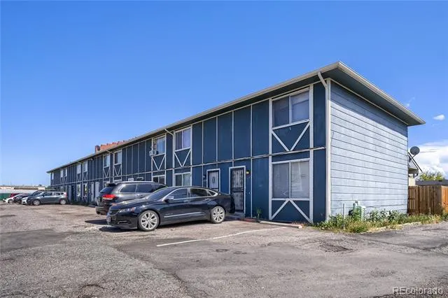 1435 Norfolk Street Aurora, CO 80011
