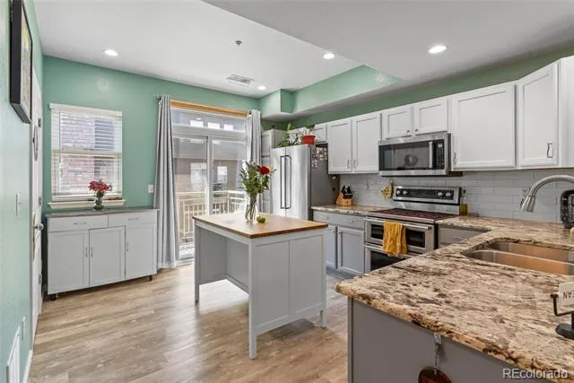 18727 E Yale Circle #D Aurora, CO 80013