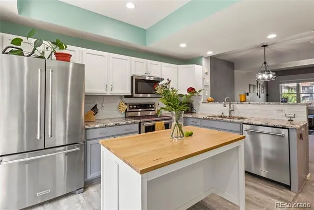 18727 E Yale Circle #D Aurora, CO 80013