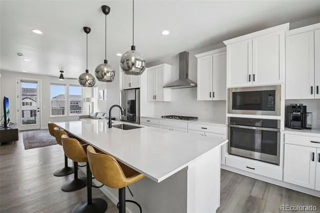 5195 Queen Court Arvada, CO 80002