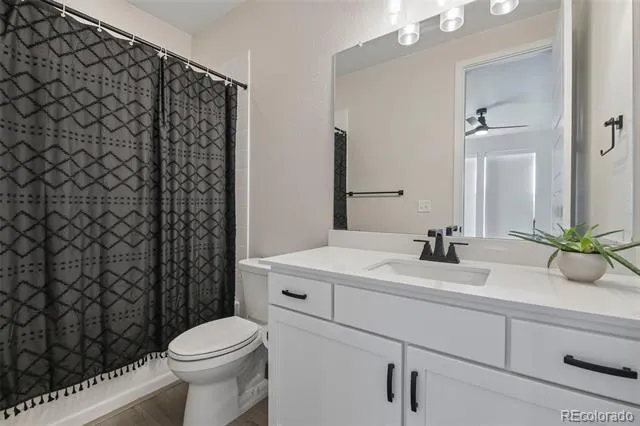5195 Queen Court Arvada, CO 80002