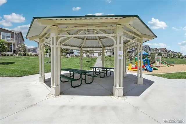 5195 Queen Court Arvada, CO 80002