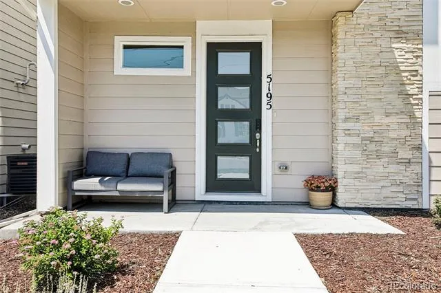 5195 Queen Court Arvada, CO 80002