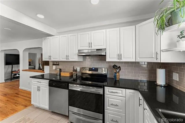 2706 W Pikes Peak Avenue Colorado Springs, CO 80904