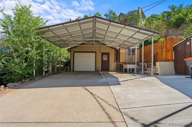 2706 W Pikes Peak Avenue Colorado Springs, CO 80904