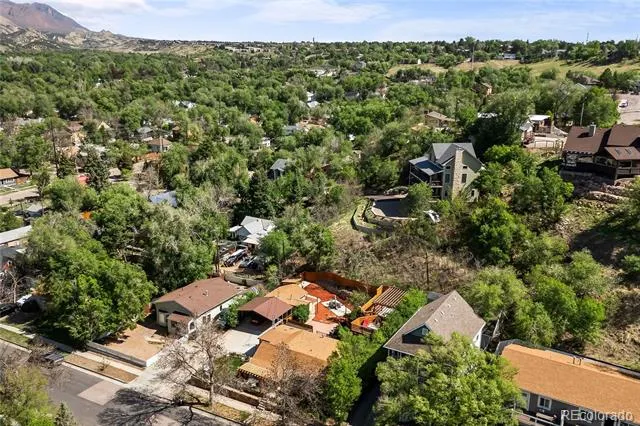 2706 W Pikes Peak Avenue Colorado Springs, CO 80904