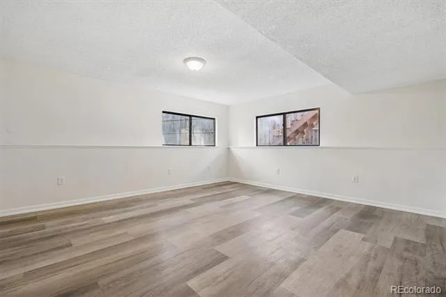 3817 S Ceylon Way Aurora, CO 80013