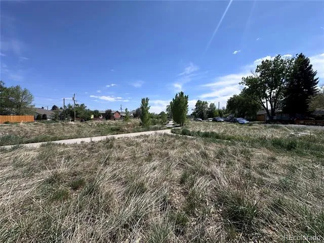 1201 Xanthia Street Denver, CO 80220