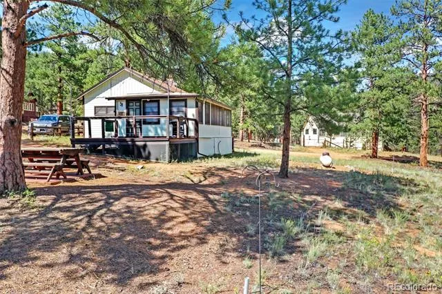 28488 Park Avenue Pine, CO 80470