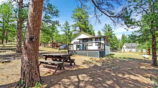 28488 Park Avenue Pine, CO 80470