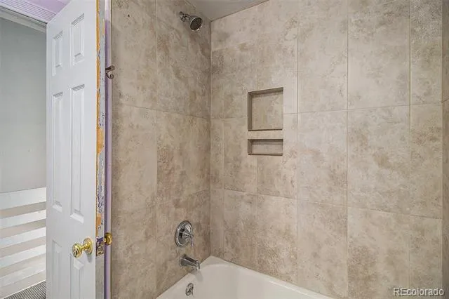 718 Julian Circle Lafayette, CO 80026