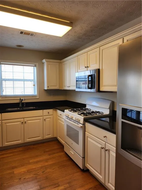 456 Canterbury Place Drive Suwanee, GA 30024