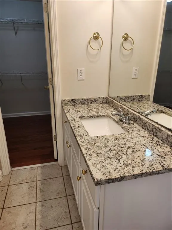 456 Canterbury Place Drive Suwanee, GA 30024