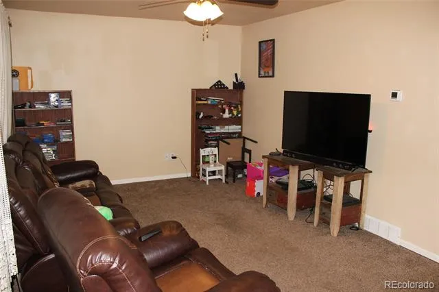 7365 Sullivan Circle Colorado Springs, CO 80911