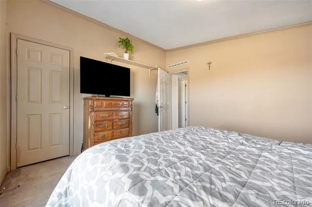 2832 County Road 20 Longmont, CO 80504