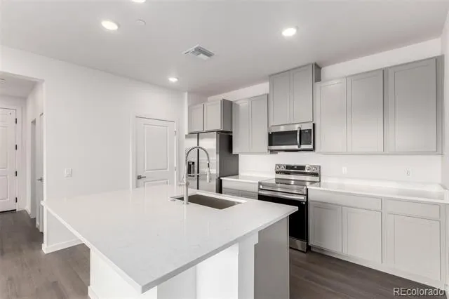 6153 Ceylon Street #202 Aurora, CO 80019