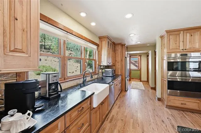 89 Ranch View Florissant, CO 80816
