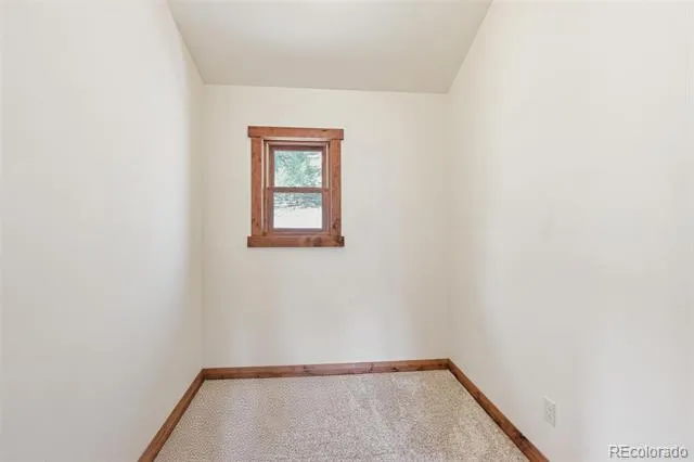 89 Ranch View Florissant, CO 80816