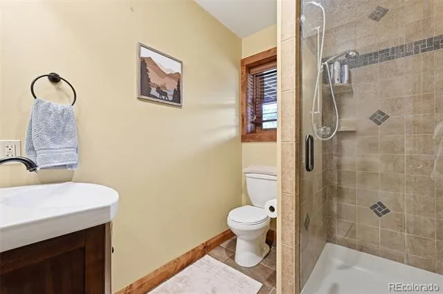 89 Ranch View Florissant, CO 80816