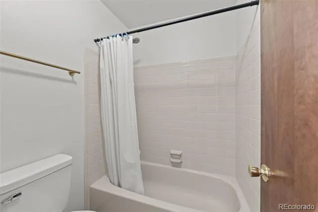 6512 Foxdale Circle Colorado Springs, CO 80919