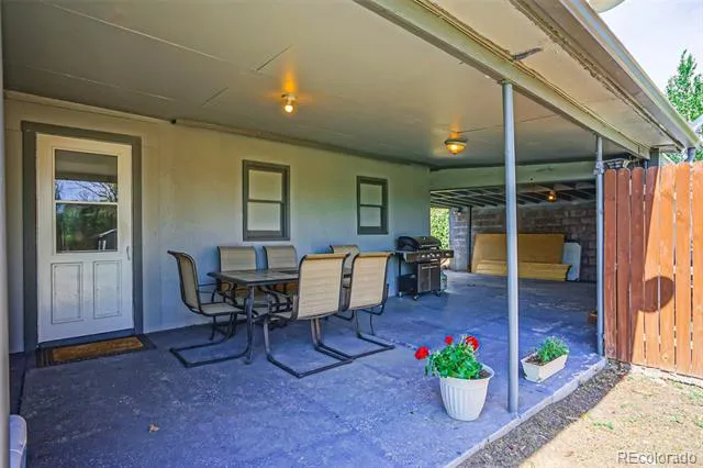 704 Lane Street Trinidad, CO 81082