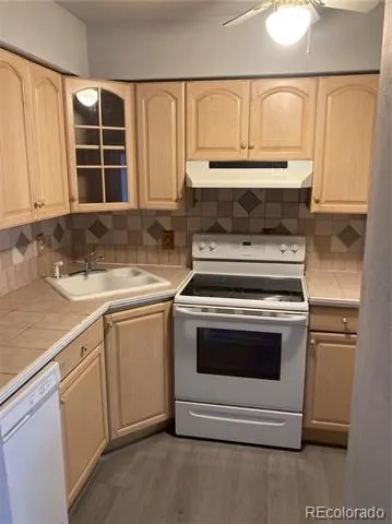 1708 Sawyer Way #178 Colorado Springs, CO 80915