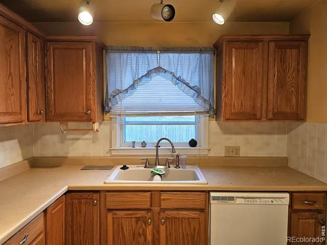506 Oak Street Sterling, CO 80751