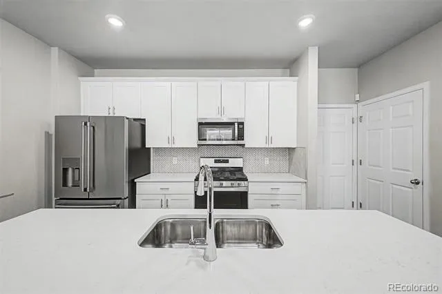 11229 Bella Vita Drive Broomfield, CO 80020