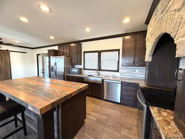 9621 County Road 328 Westcliffe, CO 81252