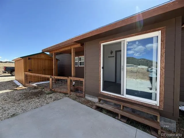 9621 County Road 328 Westcliffe, CO 81252