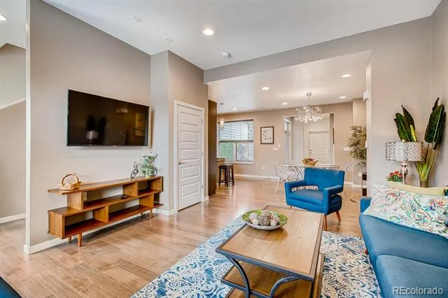 10068 Town Ridge Lane Lone Tree, CO 80124