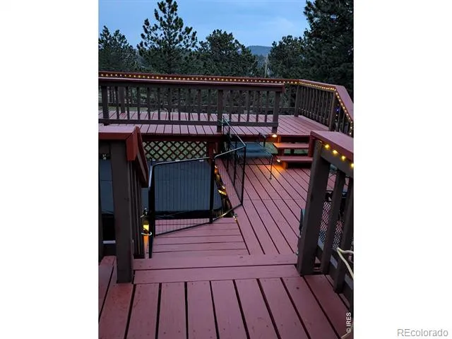 636 Ranch Road Ward, CO 80481