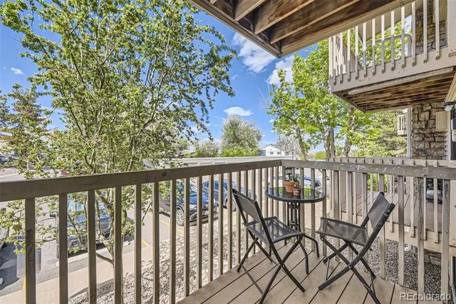 381 S Ames Street #208 Lakewood, CO 80226