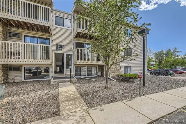 381 S Ames Street #208 Lakewood, CO 80226