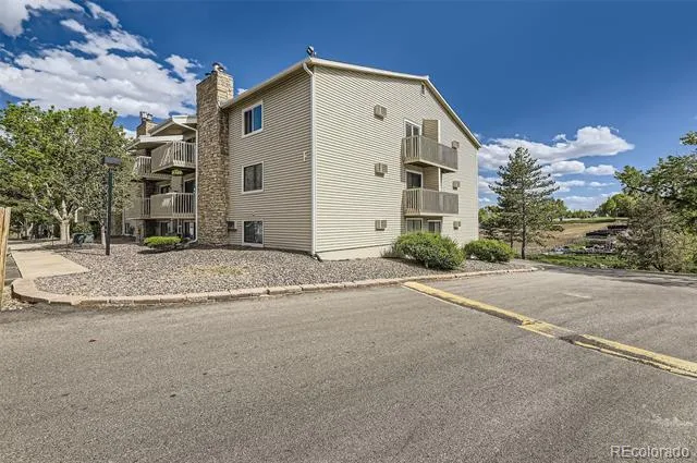 381 S Ames Street #208 Lakewood, CO 80226