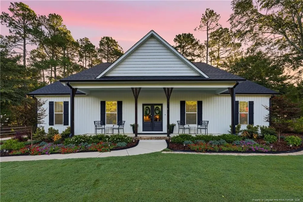105 Stallion Drive West End, NC 27376