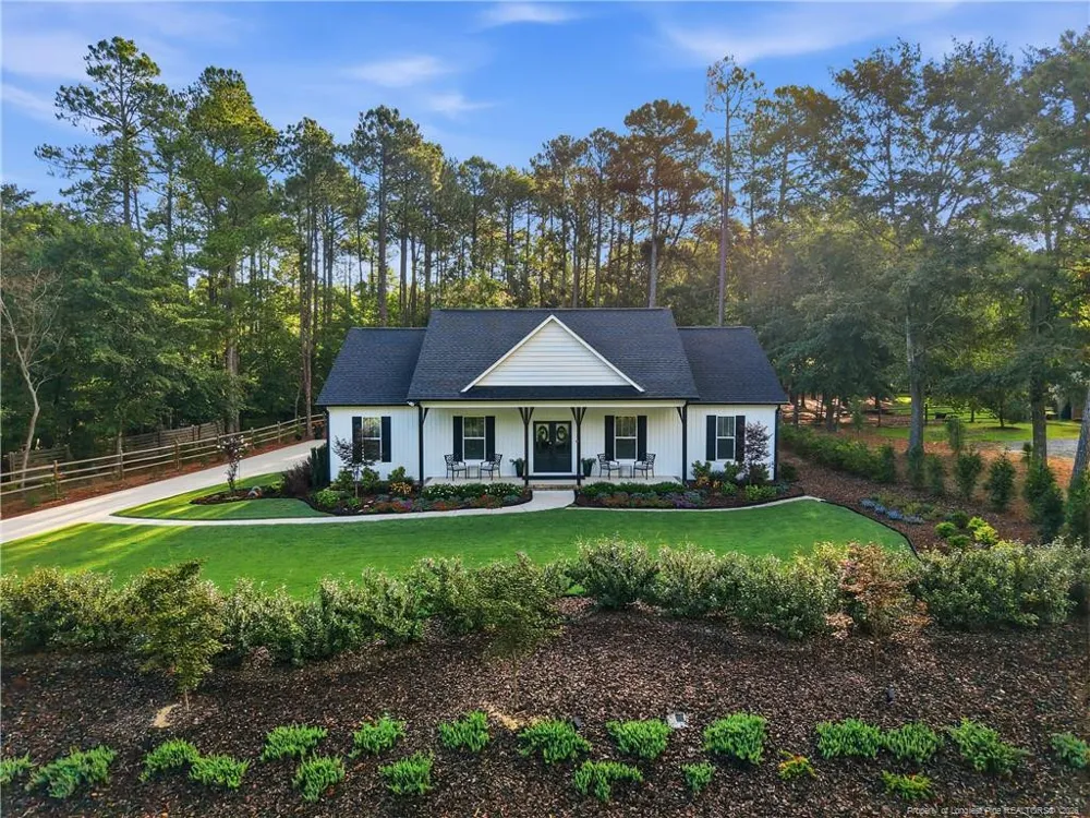 105 Stallion Drive West End, NC 27376