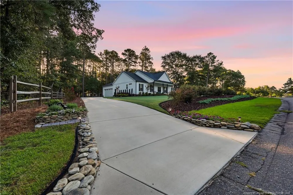 105 Stallion Drive West End, NC 27376