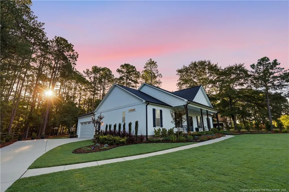 105 Stallion Drive West End, NC 27376