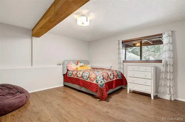 5865 Waterfall Loop Manitou Springs, CO 80829