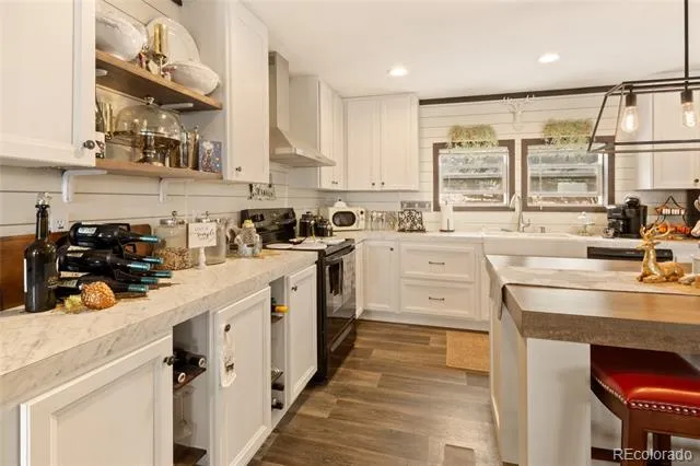 4247 Serene Way Crestone, CO 81131