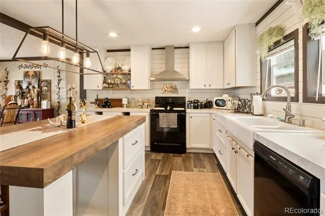 4247 Serene Way Crestone, CO 81131