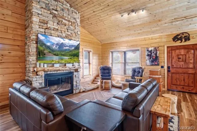 340 Orlandos Way Walsenburg, CO 81089