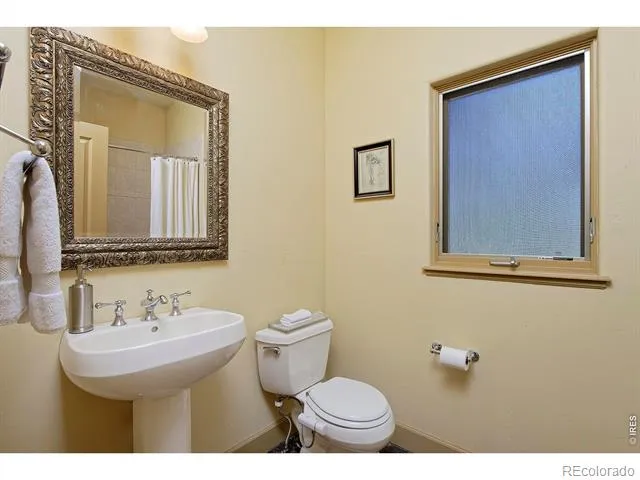 7701 Brockway Drive Boulder, CO 80303