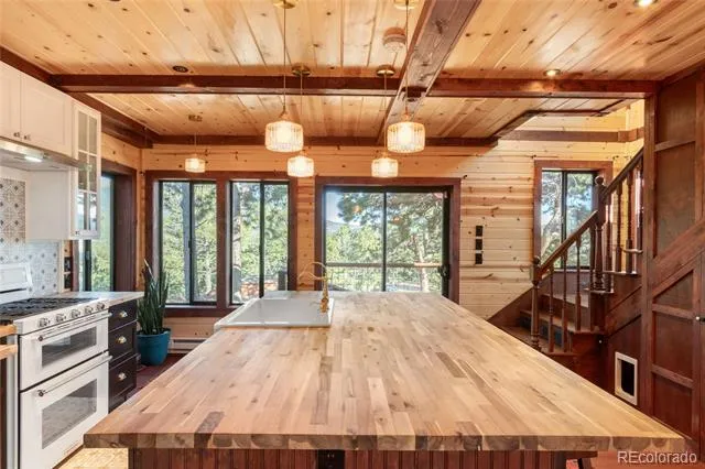 714 Woodrock Way Divide, CO 80814