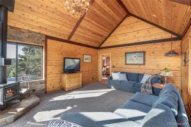 714 Woodrock Way Divide, CO 80814