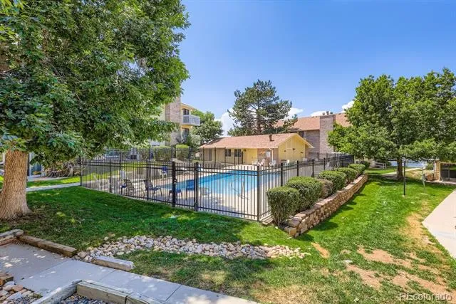 12526 E Cornell Avenue #304 Aurora, CO 80014