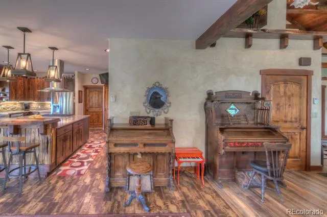 1833 Yellowstone Creek Road La Veta, CO 81055