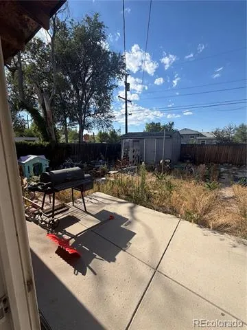 4221 E 69th Place Commerce City, CO 80022